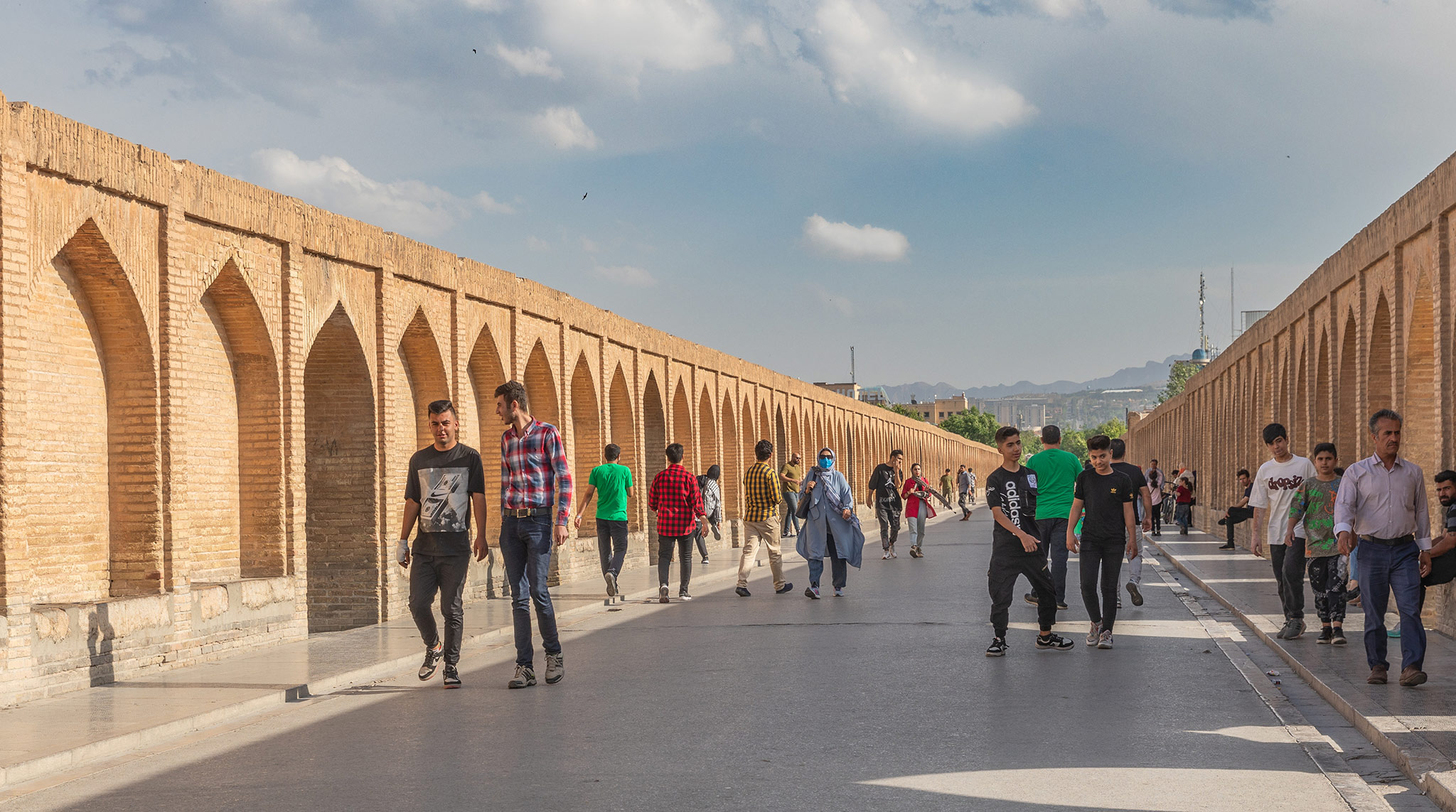 Si-o-se-pol Bridge, Isfahan
